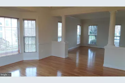 20329 River Bank Street, Sterling, VA 20165 - Photo 2