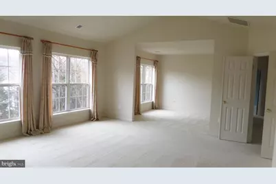 20329 River Bank Street, Sterling, VA 20165 - Photo 10