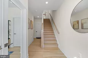 42203 Jousting Ter, Ashburn, VA 20148 - Photo 2