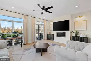 42203 Jousting Ter, Ashburn, VA 20148 - Photo 6