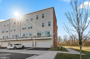 42203 Jousting Ter, Ashburn, VA 20148 - Photo 34