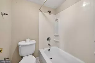 125 Clubhouse Dr SW, Leesburg, VA 20175 - Photo 8