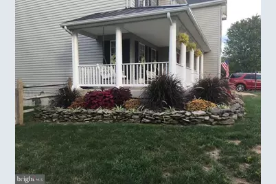 18714 Drummond Place, Leesburg, VA 20176 - Photo 2