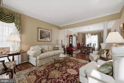 18714 Drummond Place, Leesburg, VA 20176 - Photo 6