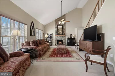 18714 Drummond Place, Leesburg, VA 20176 - Photo 26