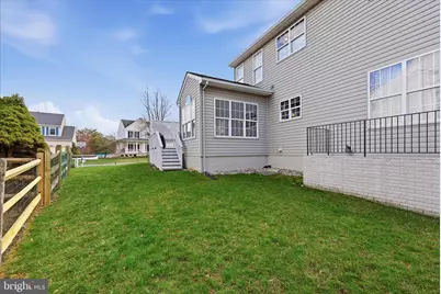 18714 Drummond Place, Leesburg, VA 20176 - Photo 32