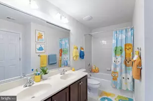 25174 Fortitude Terrace, Chantilly, VA 20152 - Photo 14