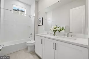 22171 Springside Terr, Ashburn, VA 20148 - Photo 32