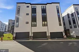 22171 Springside Terr, Ashburn, VA 20148 - Photo 44