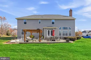 24531 Fishermans Pond Ct, Aldie, VA 20105 - Photo 6