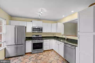 814 Vanderbilt Terrace SE, Leesburg, VA 20175 - Photo 12