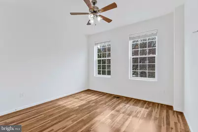 43662 McDowell Square, Leesburg, VA 20176 - Photo 18