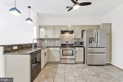 43662 McDowell Square, Leesburg, VA 20176 - Photo 12