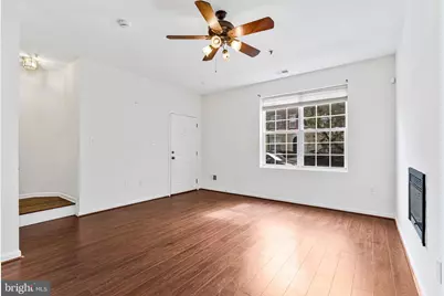 43662 McDowell Square, Leesburg, VA 20176 - Photo 6