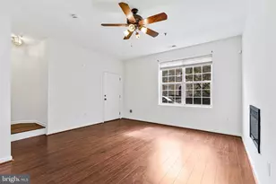 43662 McDowell Sq, Leesburg, VA 20176 - Photo 6