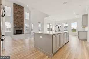 38732 Silver King Cir, Waterford, VA 20197 - Photo 10