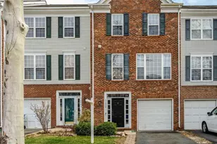 42888 Golf View Dr, Chantilly, VA 20152 - Photo 1