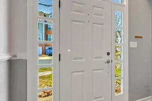 42888 Golf View Dr, Chantilly, VA 20152 - Photo 2