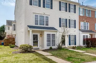 42847 Pilgrim Square, Chantilly, VA 20152 - Photo 2