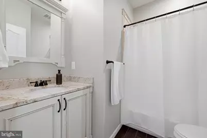22631 Hawkbill Square, Brambleton, VA 20148 - Photo 24