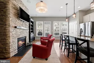 22631 Hawkbill Square, Brambleton, VA 20148 - Photo 16