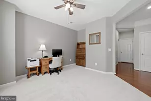 22631 Hawkbill Square, Brambleton, VA 20148 - Photo 6