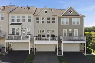 22631 Hawkbill Square, Brambleton, VA 20148 - Photo 42