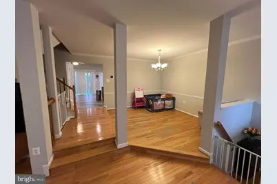 20904 Sandstone Square, Sterling, VA 20165 - Photo 2