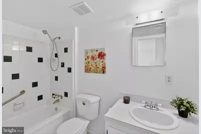 125 Clubhouse Drive SW #6, Leesburg, VA 20175 - Photo 10