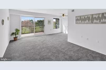 125 Clubhouse Drive SW #6, Leesburg, VA 20175 - Photo 2