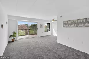 125 Clubhouse Dr SW, Leesburg, VA 20175 - Photo 2