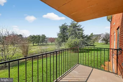 125 Clubhouse Drive SW #6, Leesburg, VA 20175 - Photo 4