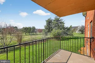 125 Clubhouse Dr SW, Leesburg, VA 20175 - Photo 4