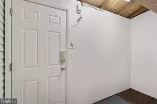 108 N Garfield Rd, Sterling, VA 20164 - Photo 26