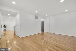 108 N Garfield Rd, Sterling, VA 20164 - Photo 12