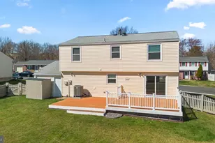 108 N Garfield Rd, Sterling, VA 20164 - Photo 32