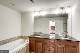 42749 Wilmar Square, Broadlands, VA 20148 - Photo 34