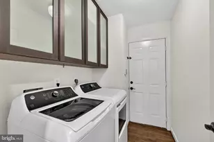 42943 Gotham Way, Ashburn, VA 20147 - Photo 18