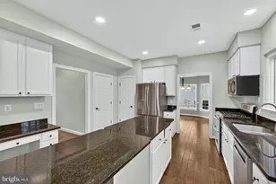 42943 Gotham Way, Ashburn, VA 20147 - Photo 14