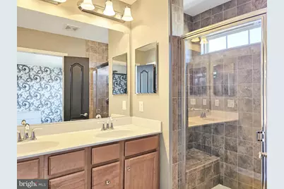 42770 Hay Road, Ashburn, VA 20147 - Photo 18