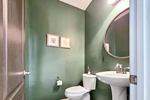 42770 Hay Rd, Ashburn, VA 20147 - Photo 14