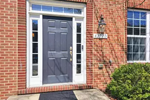 42770 Hay Rd, Ashburn, VA 20147 - Photo 2