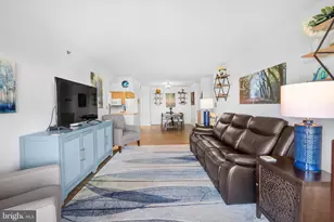 19385 Cypress Ridge Terrace, Leesburg, VA 20176 - Photo 18