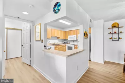 19385 Cypress Ridge Terrace #508, Leesburg, VA 20176 - Photo 10
