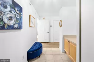 19385 Cypress Ridge Terrace, Leesburg, VA 20176 - Photo 4