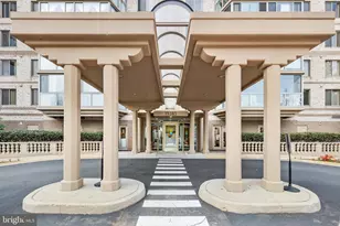 19385 Cypress Ridge Terrace, Leesburg, VA 20176 - Photo 52