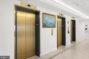 19385 Cypress Ridge Terrace, Leesburg, VA 20176 - Photo 36