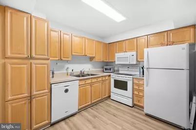 19385 Cypress Ridge Terrace #508, Leesburg, VA 20176 - Photo 12