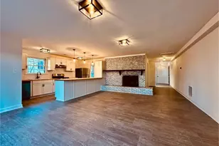 16 W Marshall St, Middleburg, VA 20117 - Photo 2