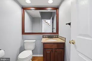 634 Meade Dr SW, Leesburg, VA 20175 - Photo 8